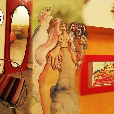 Holiday And Arts Bed & Breakfast *